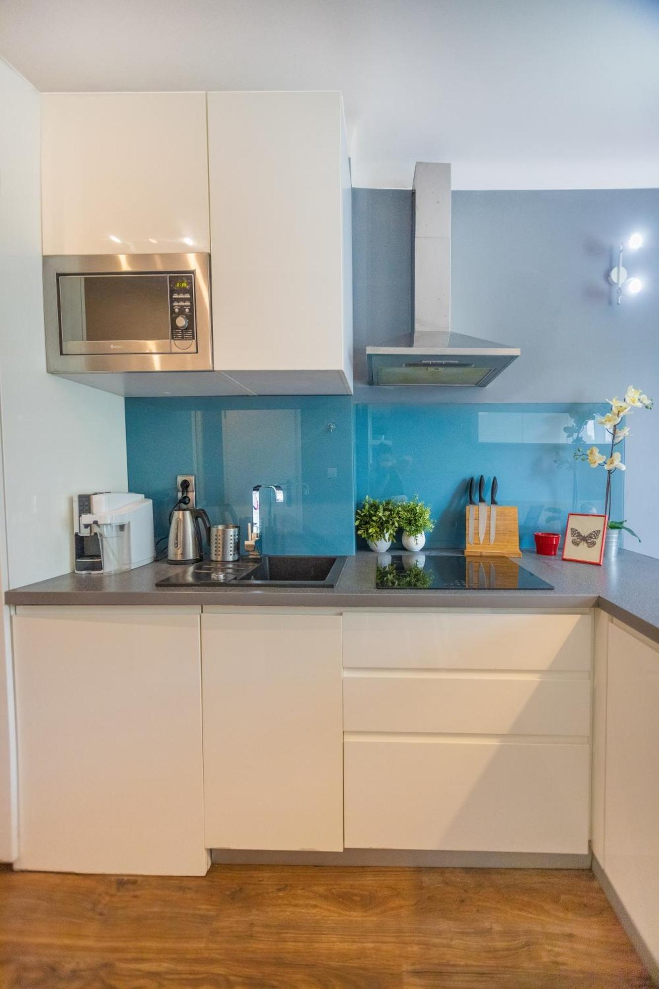 Cozy Studio Next To The Metro And City Center Varsóvia Exterior foto